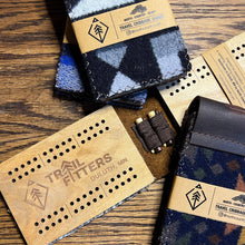 Load image into Gallery viewer, Travel Cribbage Board