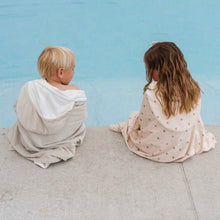 Load image into Gallery viewer, HOODED TOWELS