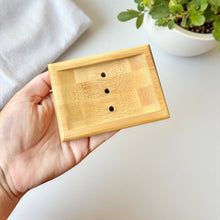 Load image into Gallery viewer, Bamboo Soap Lift | Modern Dish