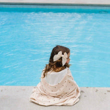 Load image into Gallery viewer, HOODED TOWELS