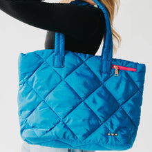Load image into Gallery viewer, Presley Puffer Quilted Tote Bag With Pouch