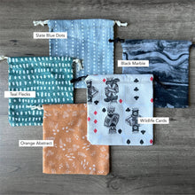 Load image into Gallery viewer, Northern Lights Cribbage Board with Drawstring Bag