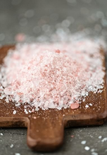 Load image into Gallery viewer, Lovely Lavender Moisturizing Bath Salt Packet