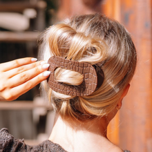 Load image into Gallery viewer, Brown Crocodile Large Flat Round Hair Clip
