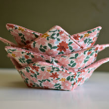 Load image into Gallery viewer, Mauve Floral Bowl Cozy | Boho Inspired Print
