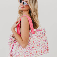 Load image into Gallery viewer, Presley Puffer Quilted Tote Bag With Pouch
