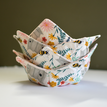 Load image into Gallery viewer, Floral Bees Bowl Cozy
