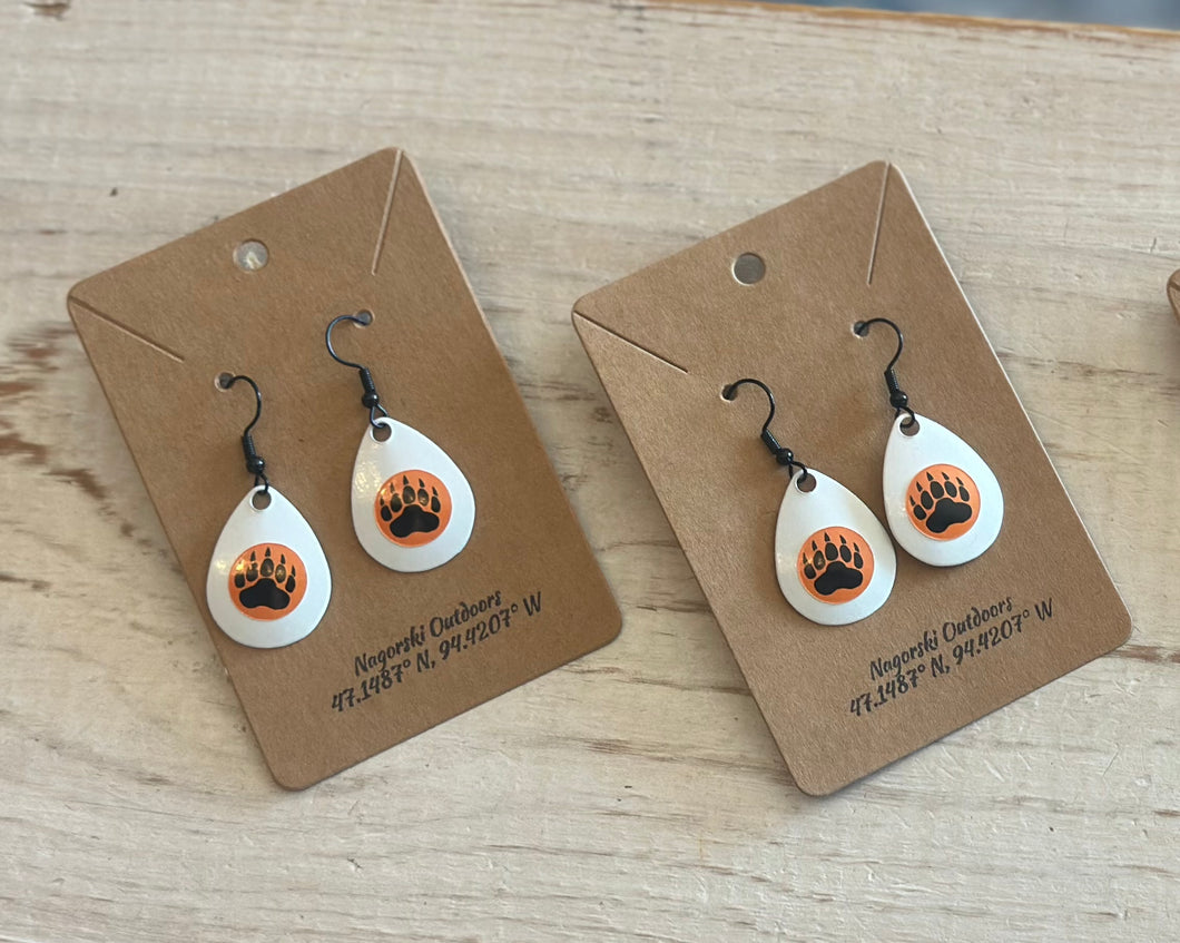 White Bear Spirit Fishing Leur Earrings