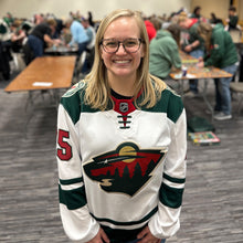 Load image into Gallery viewer, MN Brewery Tour Mixed Up Puzzle
