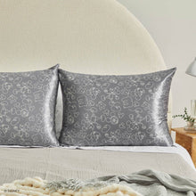 Load image into Gallery viewer, Kitsch &amp; Mickey and Minnie Satin Pillowcase Mickey Magic
