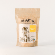 Load image into Gallery viewer, Goats N&#39; Oats Moisturizing Bath Salt Packet
