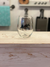 Load image into Gallery viewer, Moose in the Trees Stemless Wine Glass
