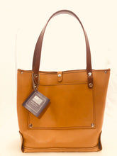 Load image into Gallery viewer, Ithaca Leather Bag
